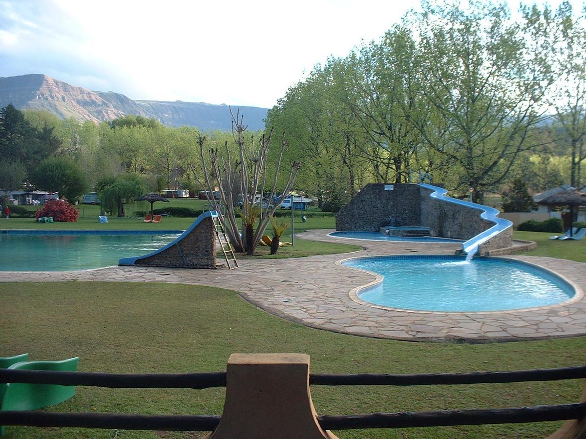 Dragon Peaks Mountain Resort Champagne Valley Luaran gambar