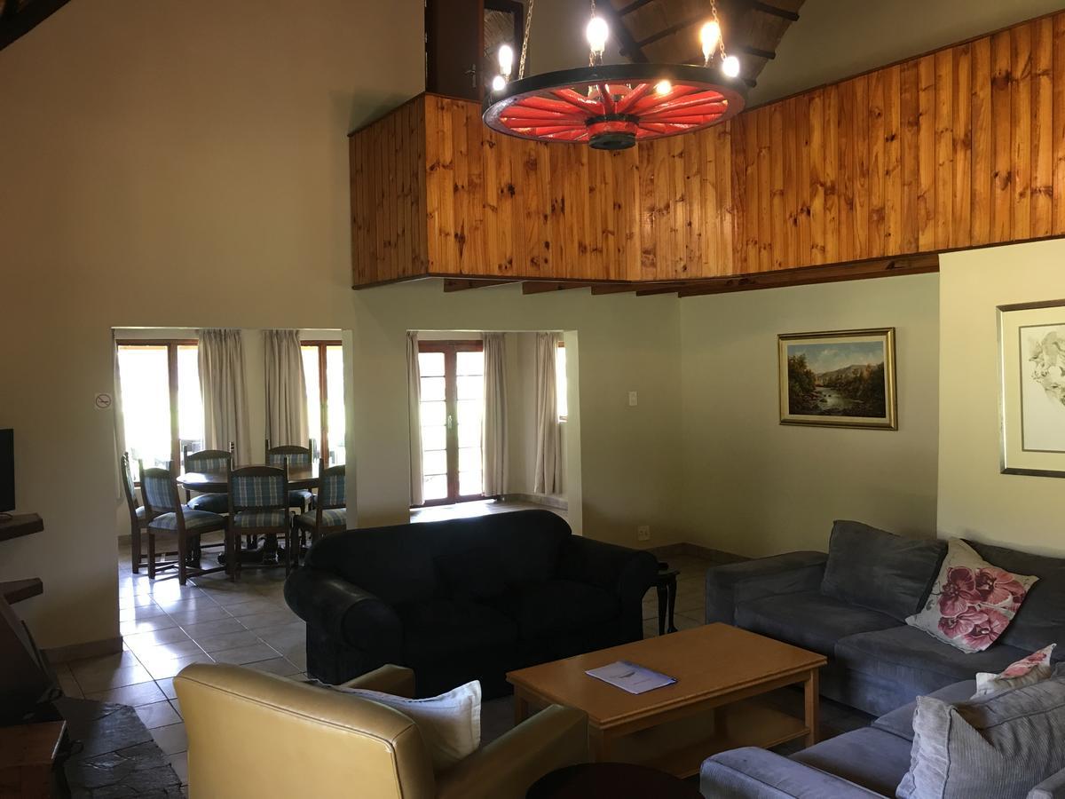 Dragon Peaks Mountain Resort Champagne Valley Luaran gambar